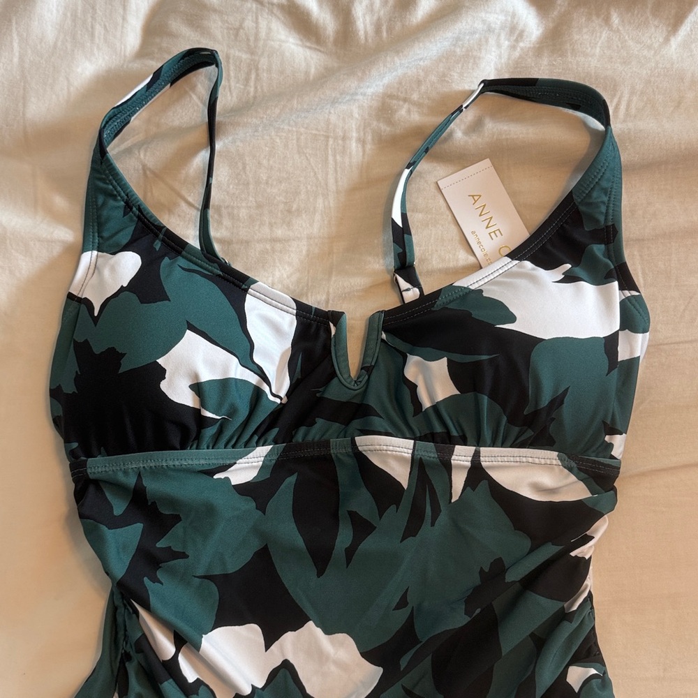 Anne Cole Swimsuit - Picture 6 of 9